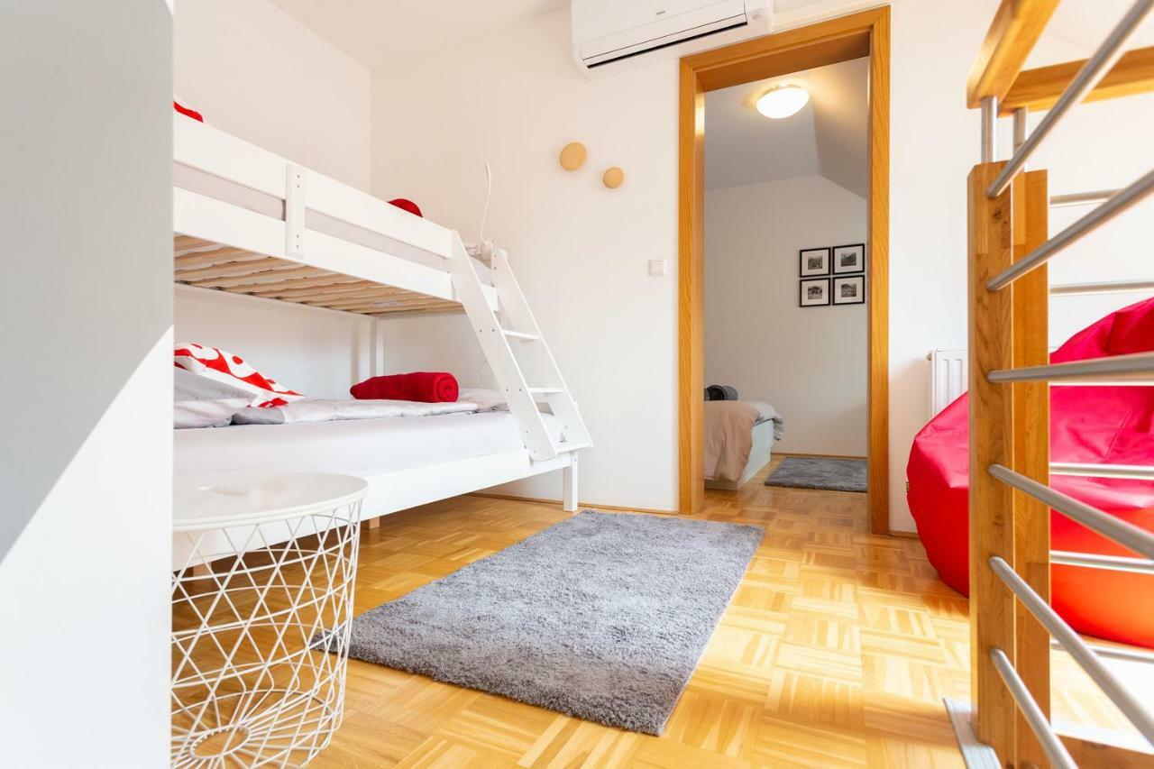 Krona Apartments โบเว็ก ภายนอก รูปภาพ